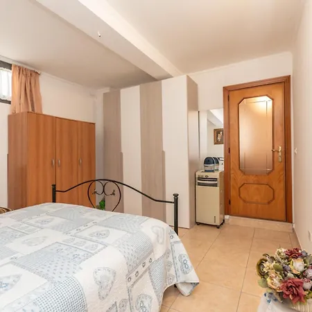 Macchia * Monte SantʼAngelo